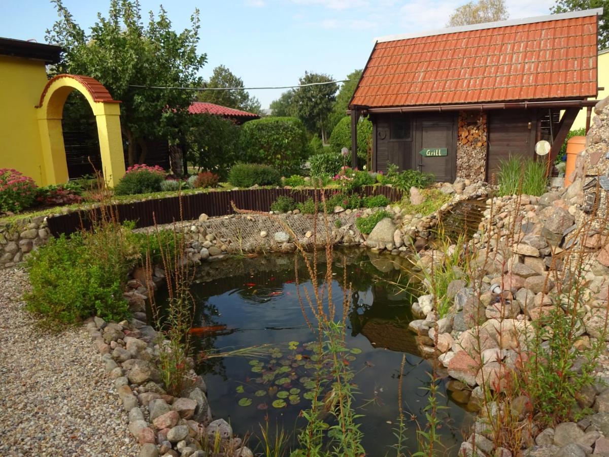 Ferienhaus "Am Gutspark" Alt Tucheband Екстериор снимка