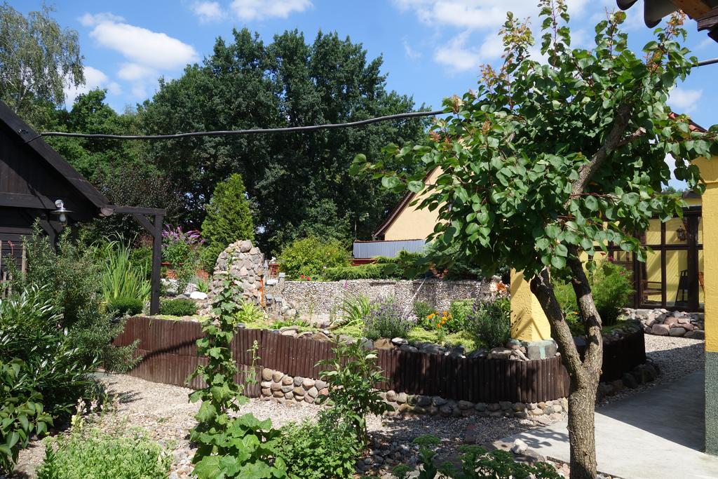 Ferienhaus "Am Gutspark" Alt Tucheband Екстериор снимка